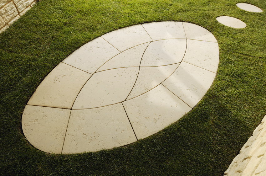 Bowland Stone Piccolo Oval, Baroque, patio pacs, patio kits